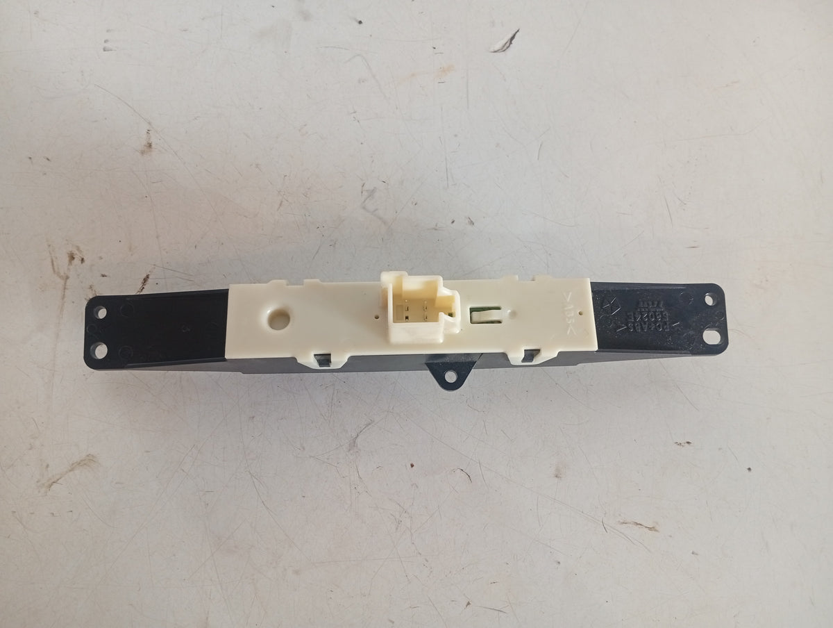 Boton Luz Emergencia Dodge Caravan 2001 2004