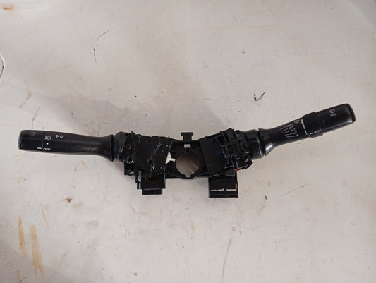 Conmutador Palanca Limpia Parabrisas Toyota Tacoma 2005 2011
