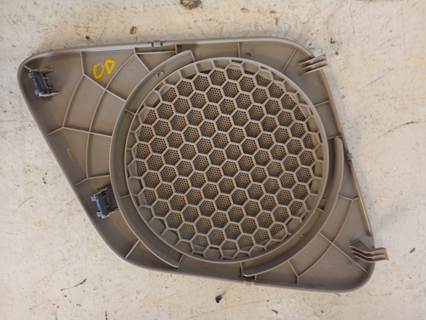 Tapa Corneta Puerta Honda Odyssey 2003 2004