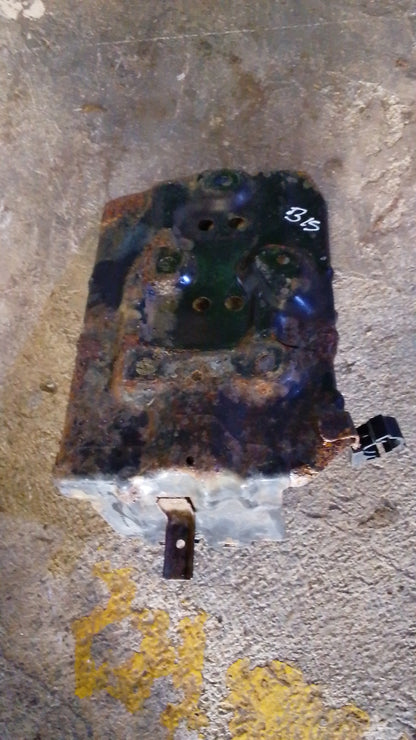 Base Batería Nissan Sentra B15