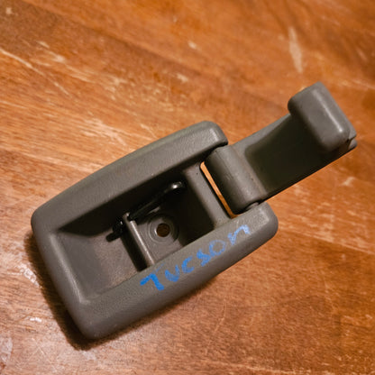 Gancho Asiento Trasero Hyundai Tucson 2005 2010