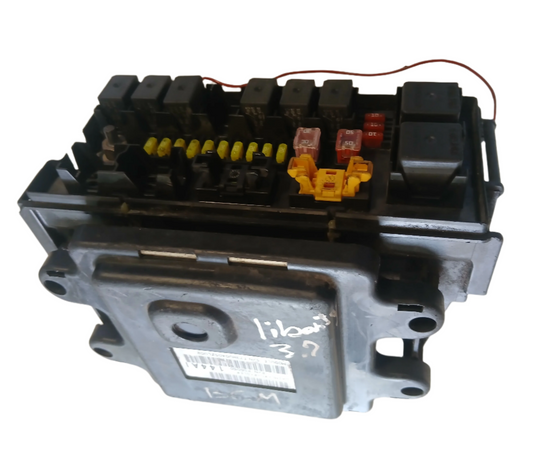 Fusilera Interna con Modulo BCM Jeep Liberty 3.7 2002 2006