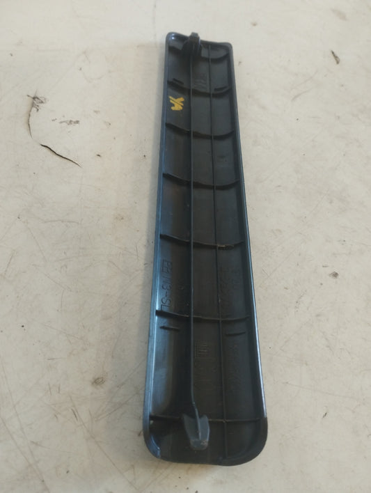 Cubierta Piso Delantero Toyota Yaris