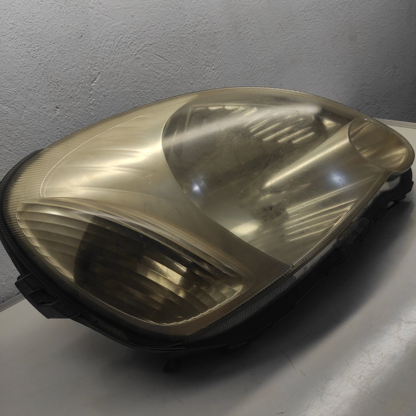 Faro Delantero Toyota Yaris 2005 Sol