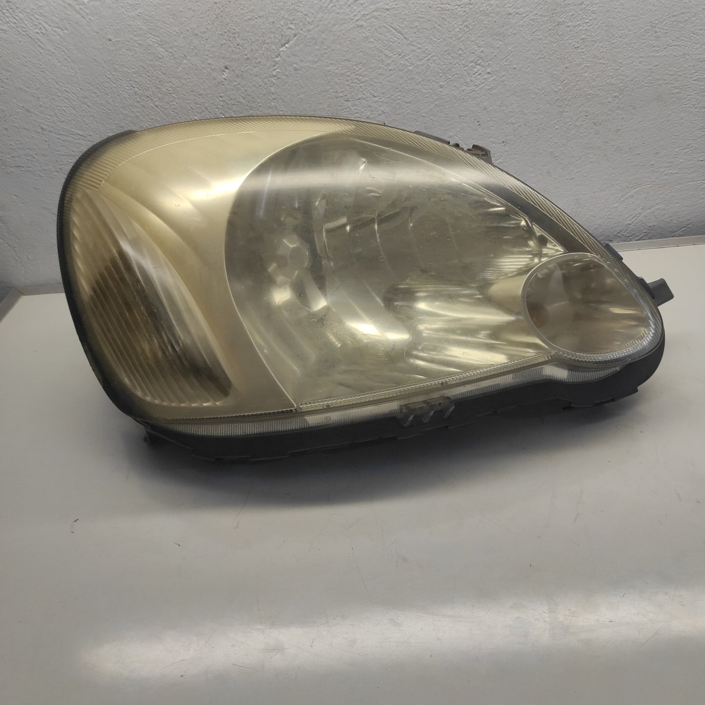 Faro Delantero Toyota Yaris 2005 Sol